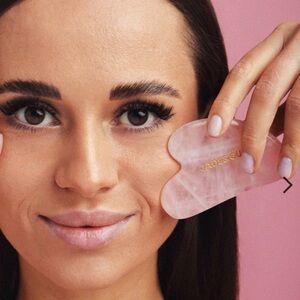 New Gua sha Jade stone